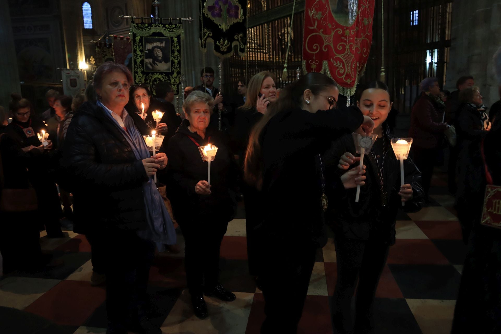 Fotografías de la procesión extraordinaria del Cautivo de San José por Segovia