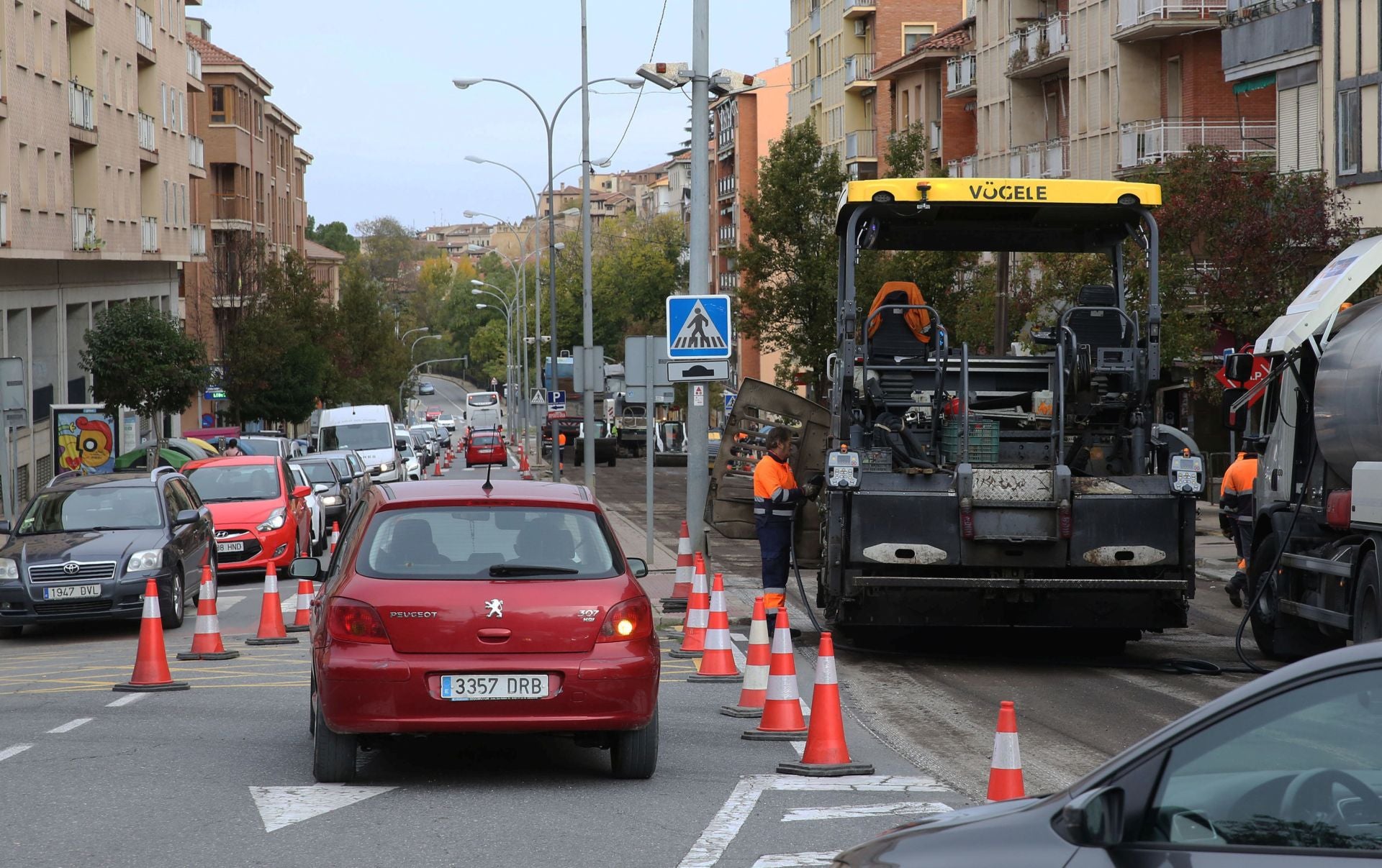 Fotos de los atascos en Ezequiel González por las obras