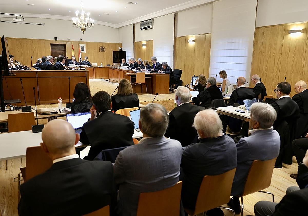 Inicio del juicio por la trama eólica el pasado mes de septiembre en la Audiencia de Valladolid.