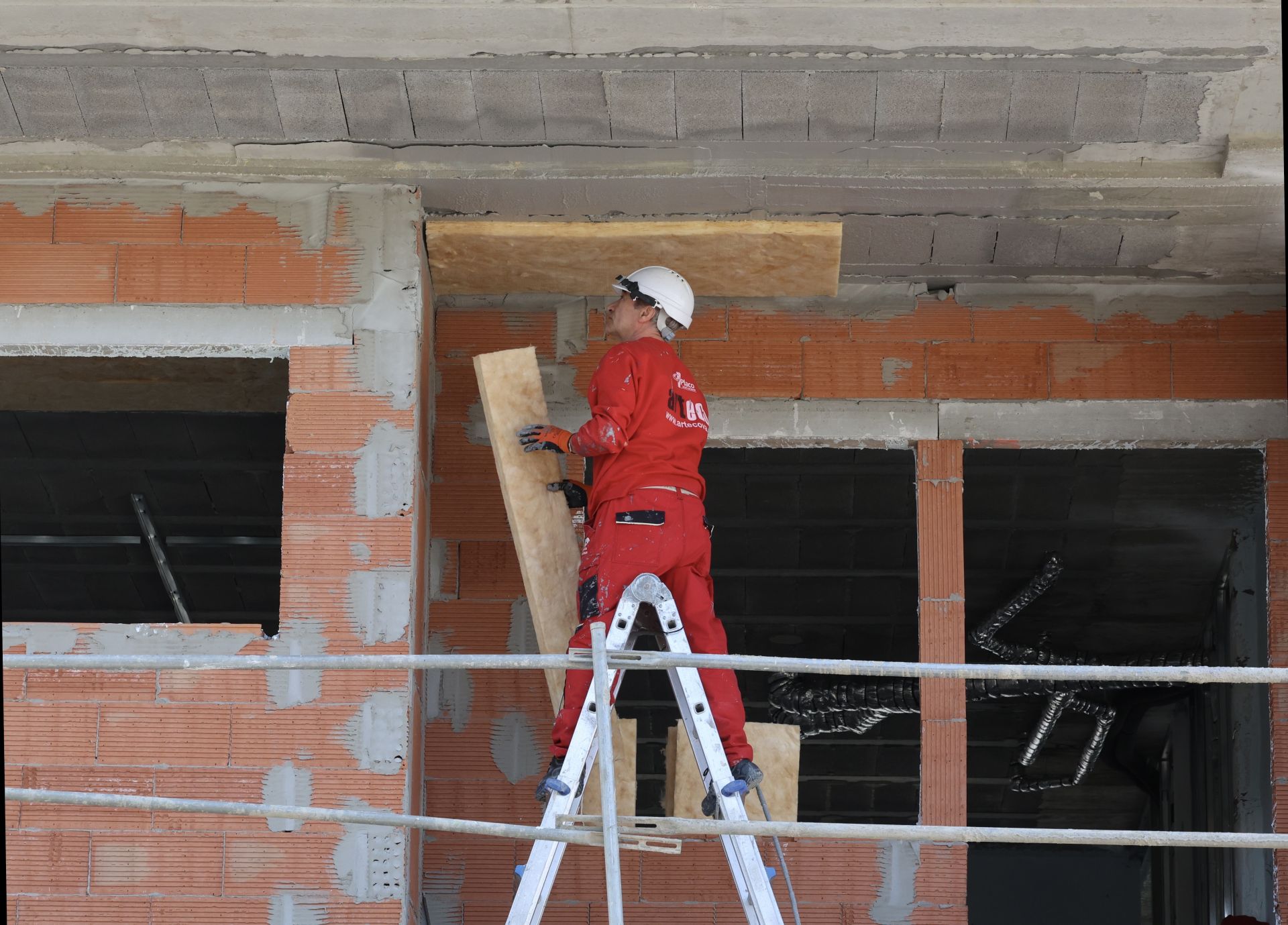 Las imágenes del solar junto a la antigua comisaria en Las Eras
