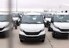 Furgonetas Daily en el interior de la planta de Iveco en Valladolid.