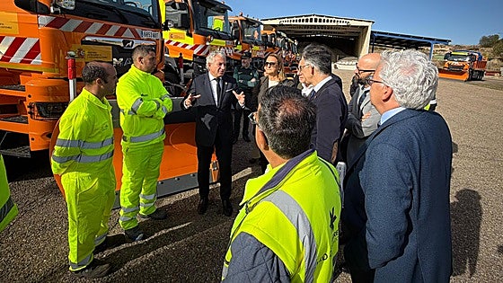 Castilla y León activa el plan de vialidad invernal del Gobierno: más de 3.000 efectivos y 457 quitanieves
