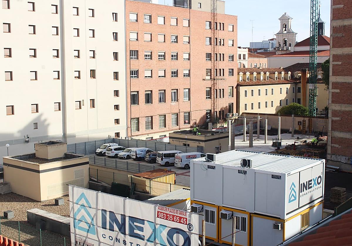 Obras del colegio de educación especial en la parcela de Cáritas.
