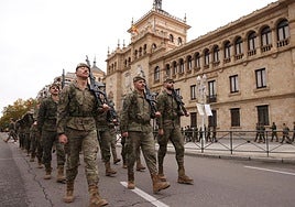 Ensayos este jueves en la plaza de Zorrilla de cara al acto de celebración del 175 aniversario de la Academia de Caballería.