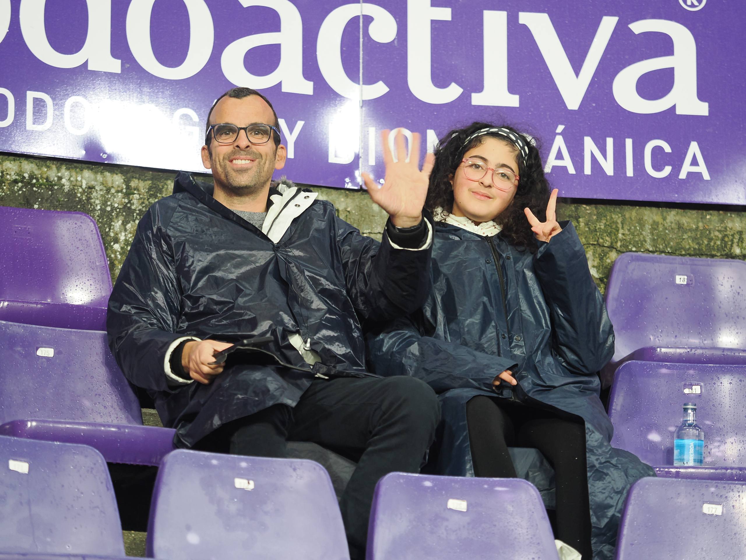 Búscate en la grada del estadio José Zorrilla (2/5)