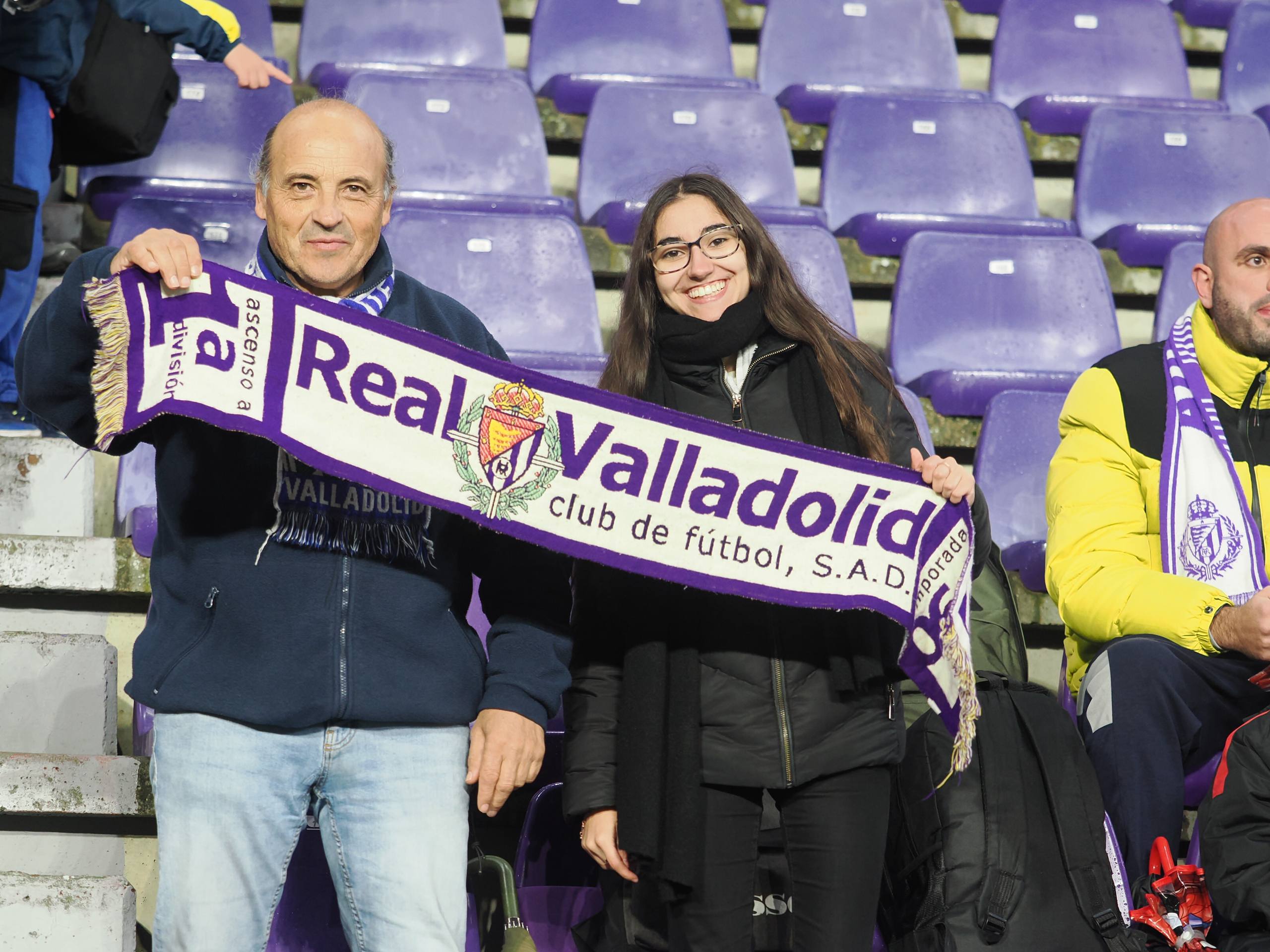 Búscate en la grada del estadio José Zorrilla (2/5)