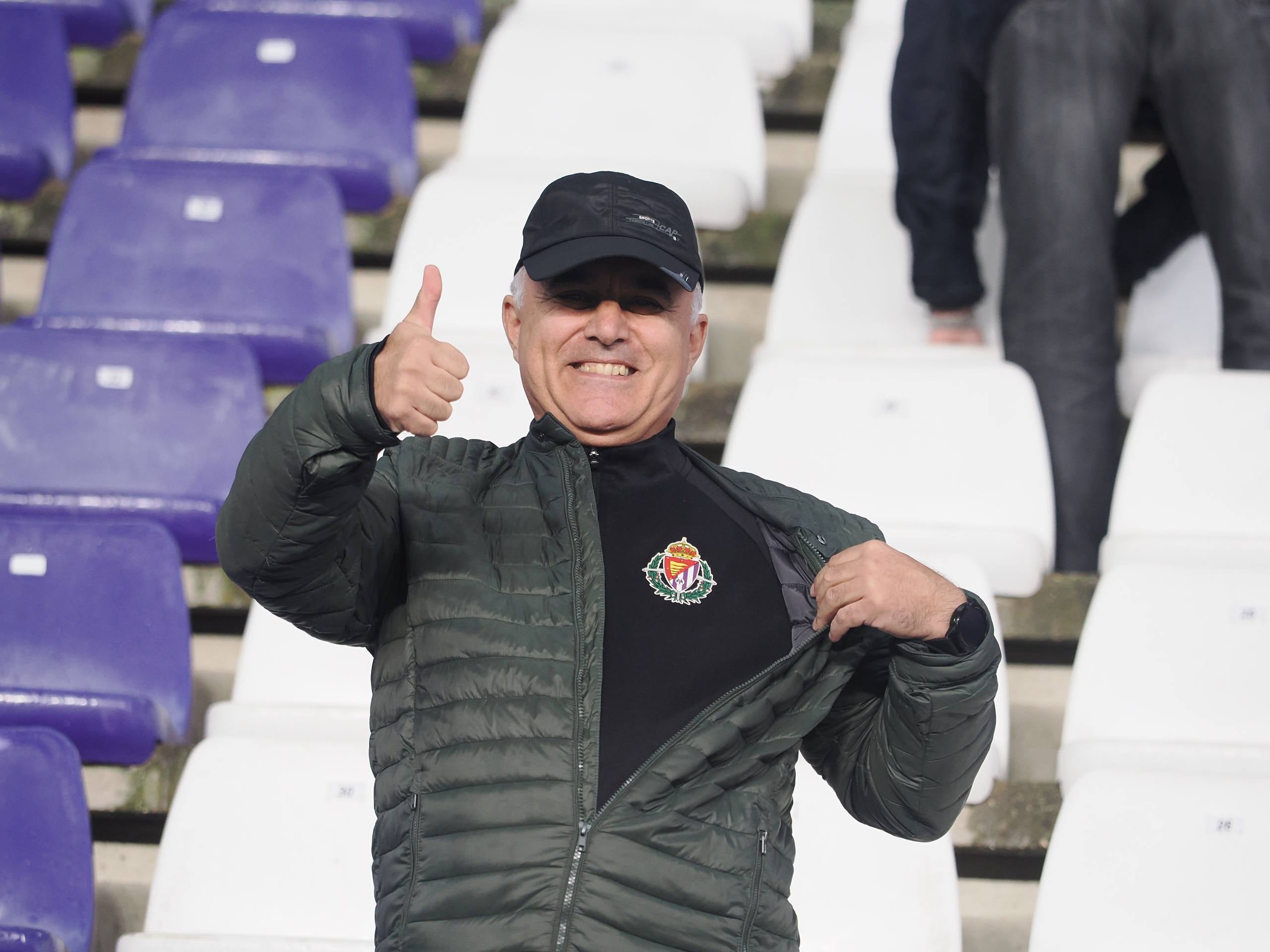 Búscate en la grada del estadio José Zorrilla (3/5)
