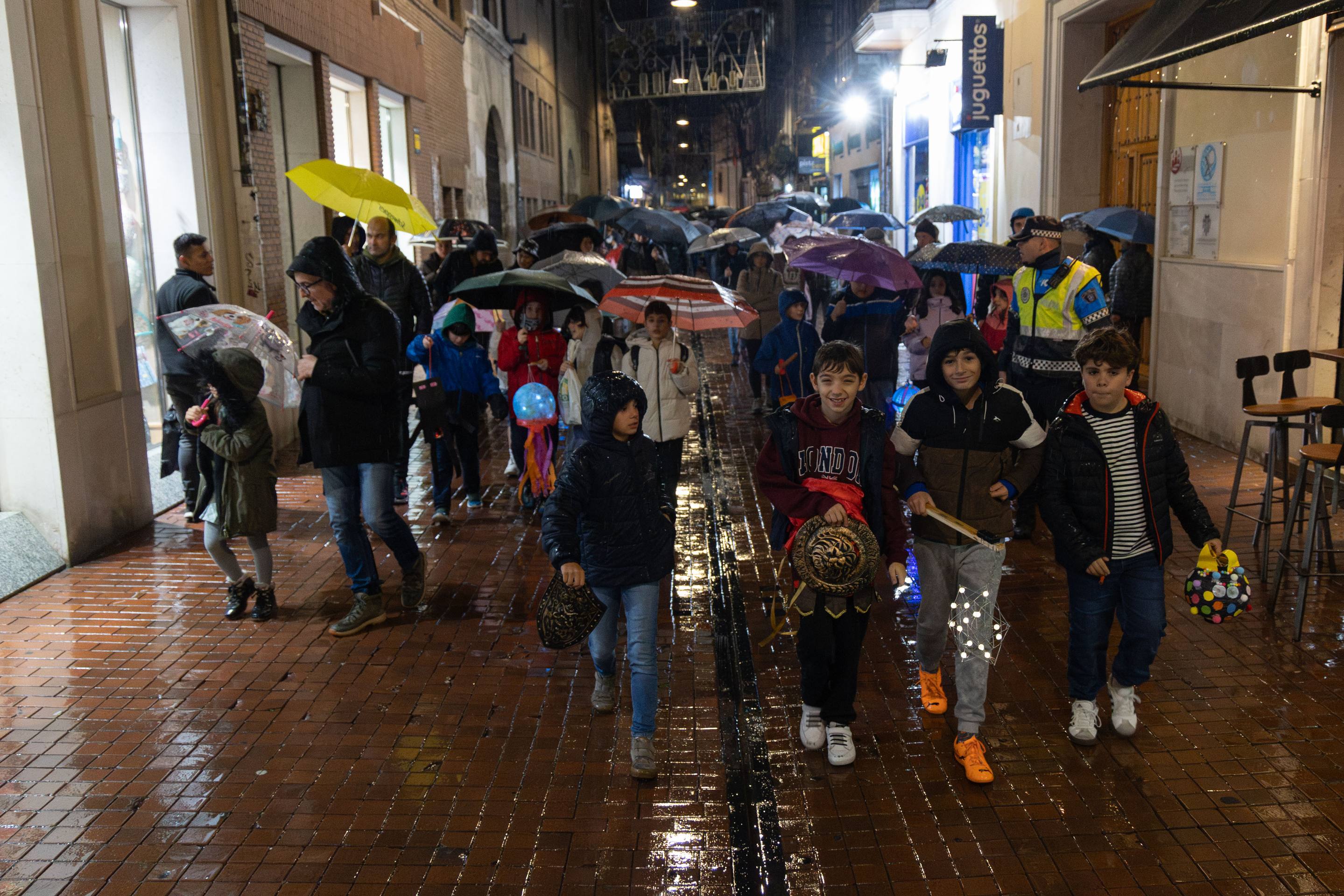 Las imágenes de los farolillso de Sankt Martin en la Plaza Mayor