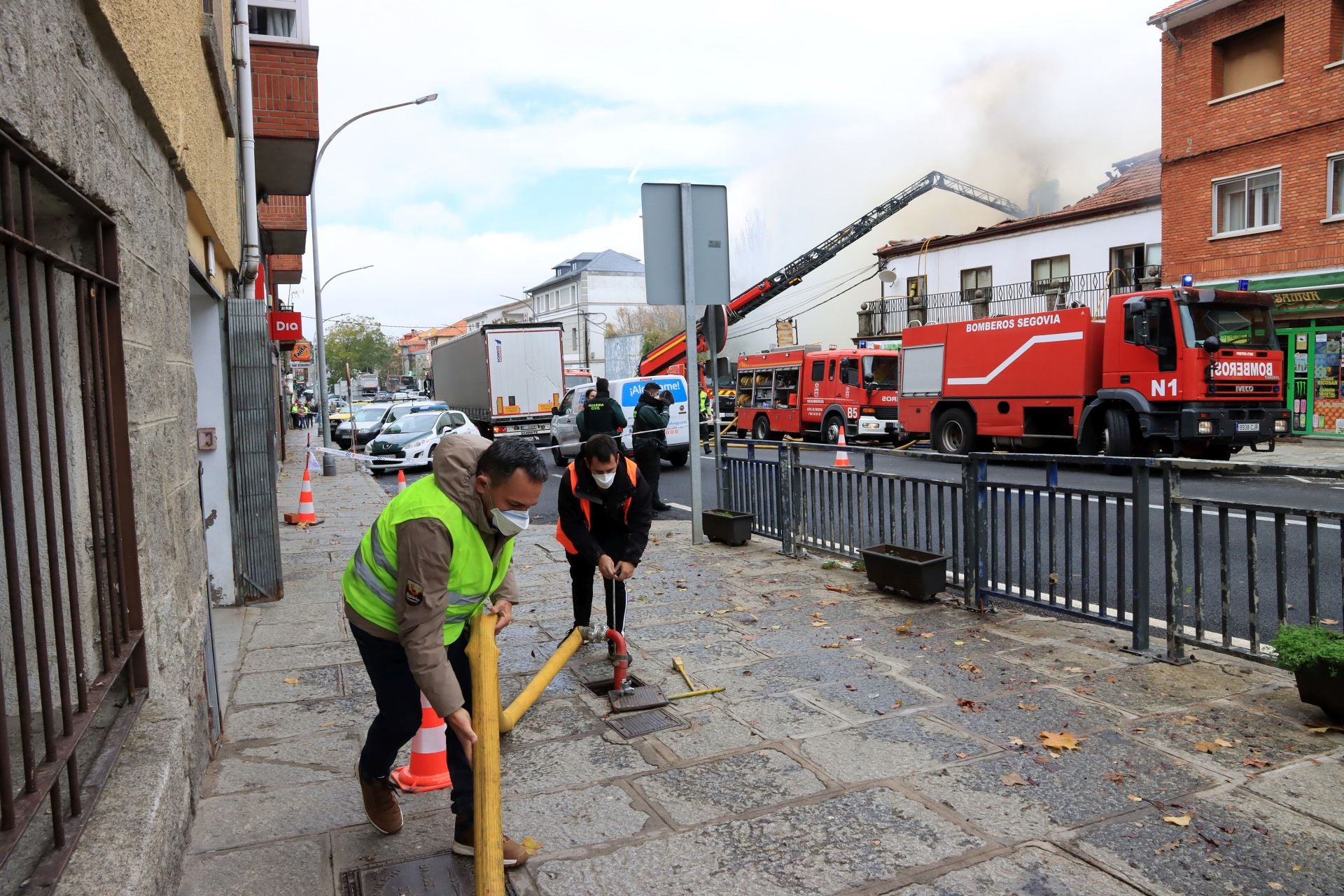 Fotos del incendio en la travesía de San Rafael