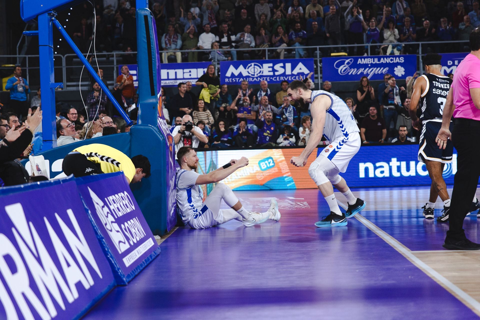 Así ha sido la victoria del Súper Agropal Palencia ante el Alimerka Oviedo (88-80)