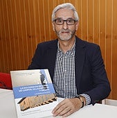 Carlos Porro, en la presentación de su último libro sobre la dulzaina.