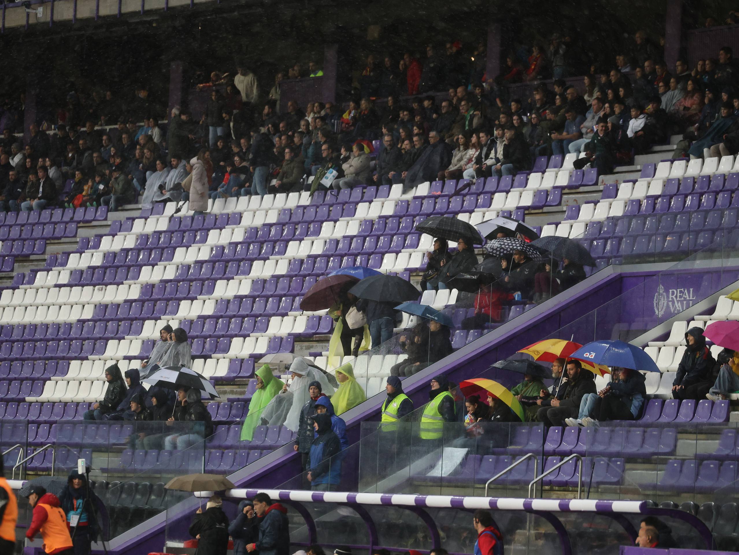 La derrota de España ante Inglaterra A en Zorrilla, en imágenes