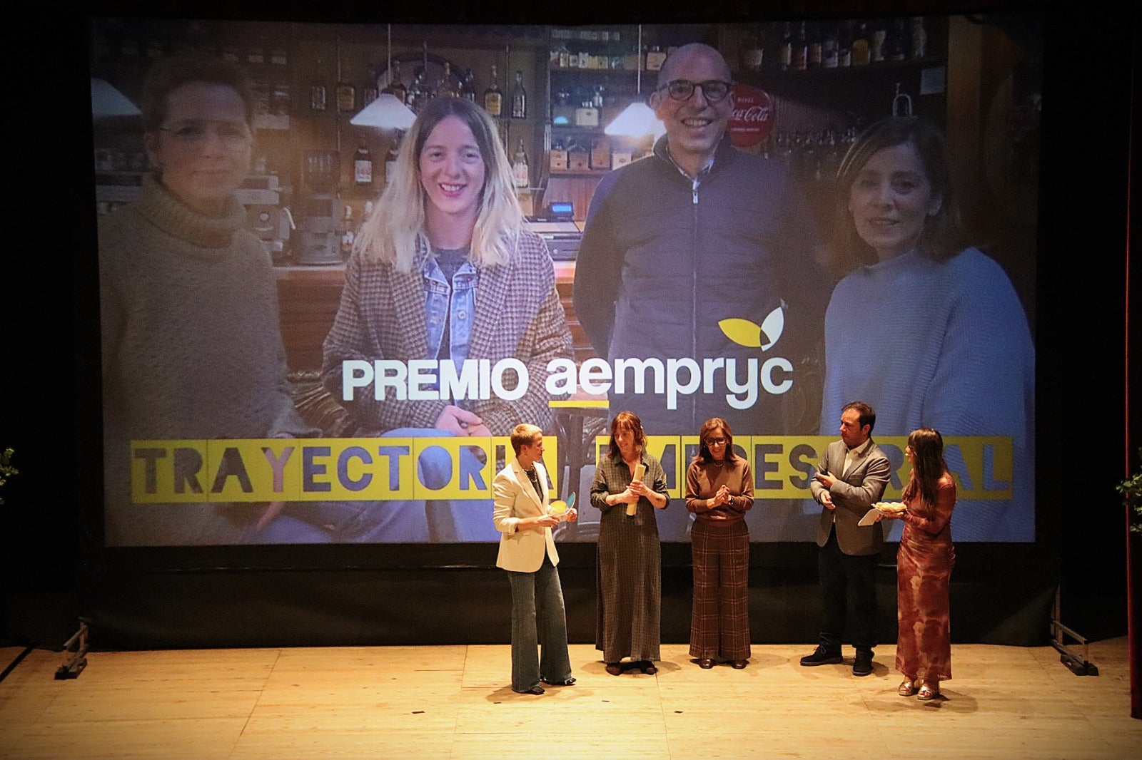 Merecido reconocimiento a la labor y el esfuerzo de las empresas de Rioseco y la comarca