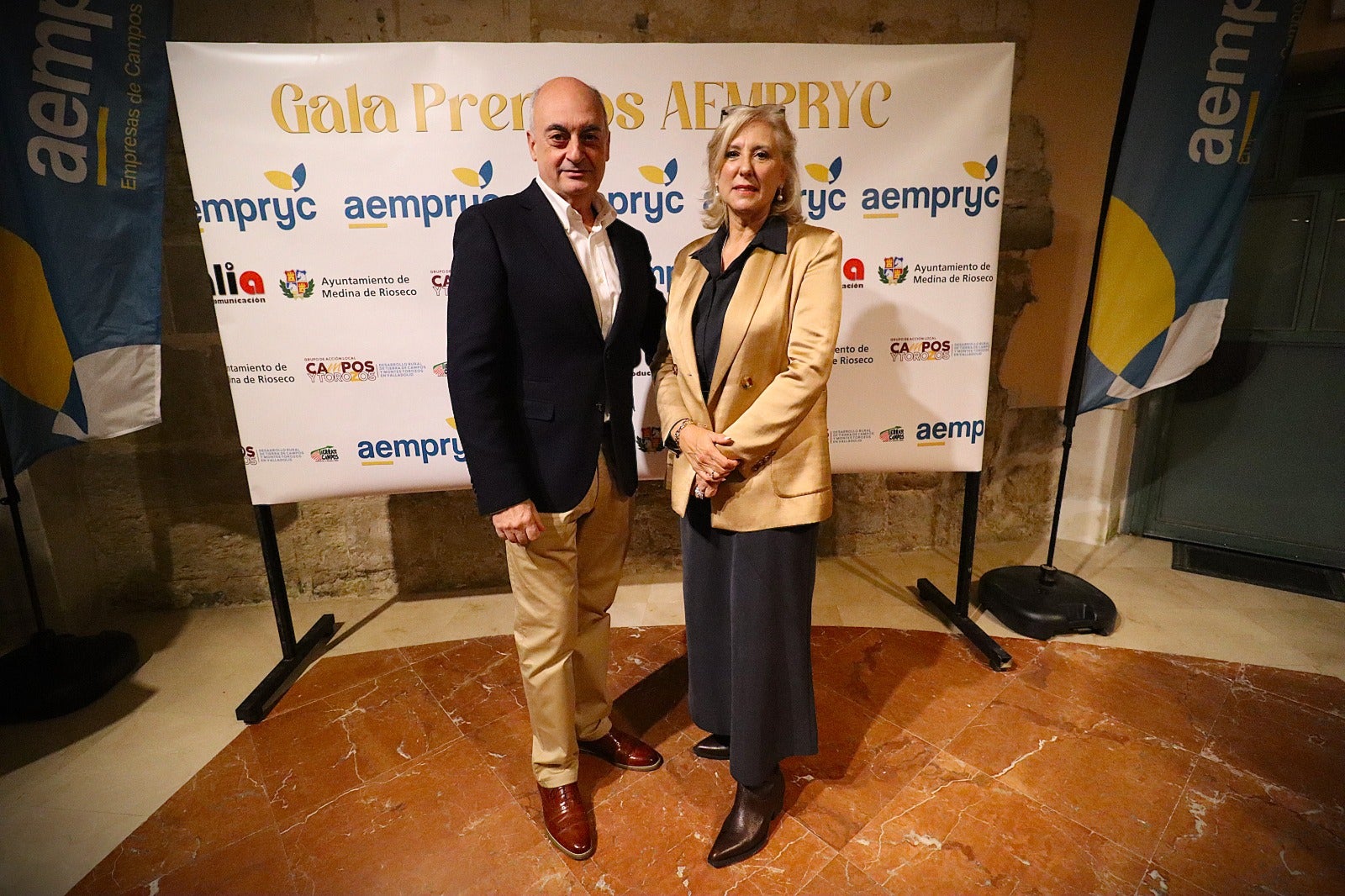 Merecido reconocimiento a la labor y el esfuerzo de las empresas de Rioseco y la comarca