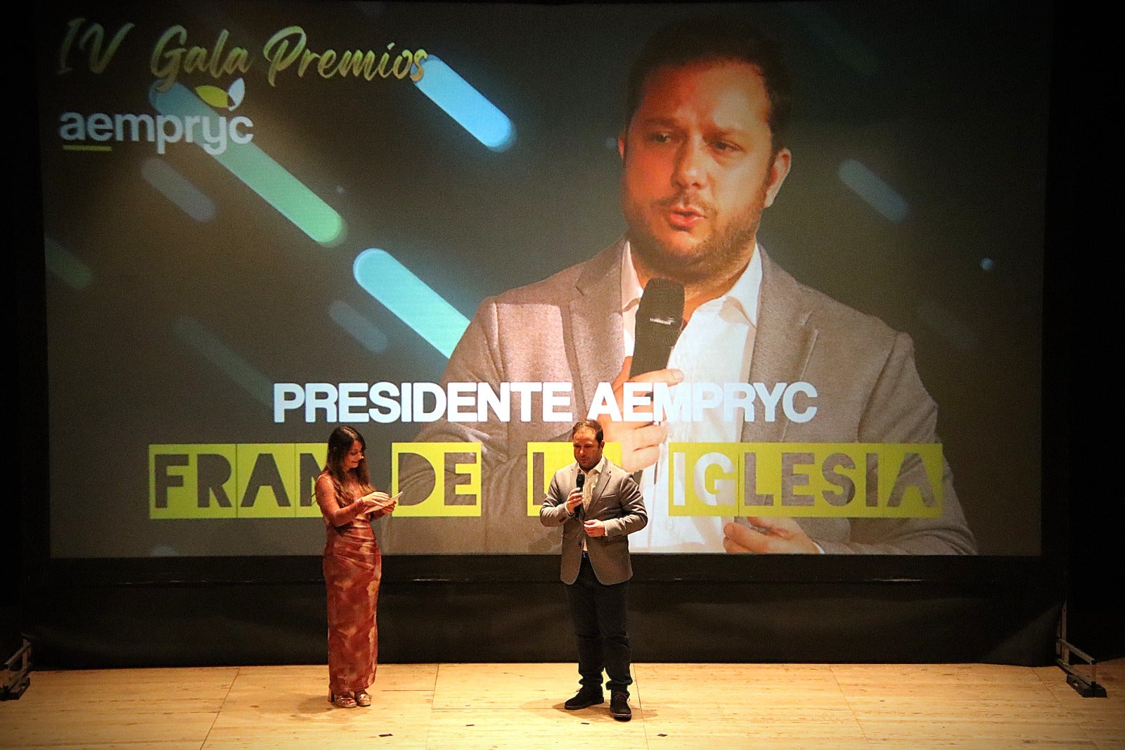 Merecido reconocimiento a la labor y el esfuerzo de las empresas de Rioseco y la comarca