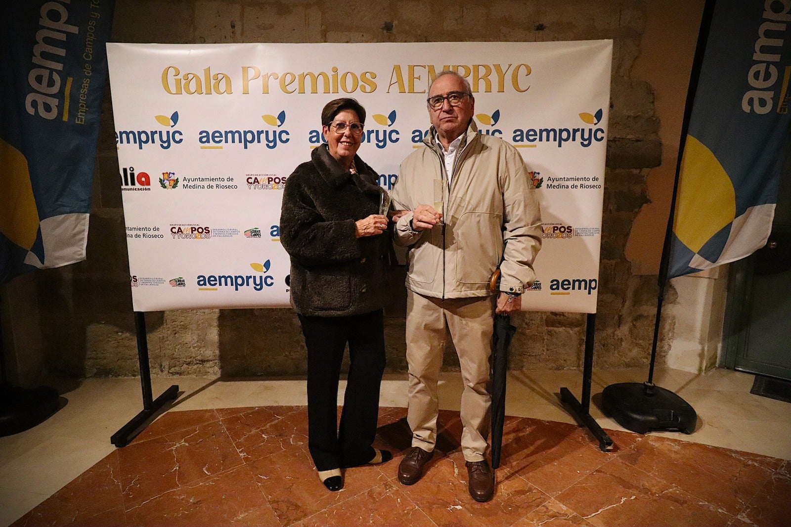 Merecido reconocimiento a la labor y el esfuerzo de las empresas de Rioseco y la comarca