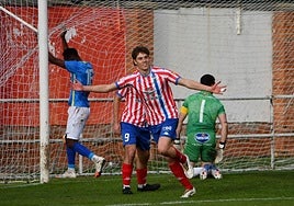 Miguel Velázquez celebra el tanto que abrió la lata a los ocho minutos de juego.