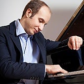 El pianista ucraniano Alexander Gravylyuk, que toca esta semana con la OSCyL.