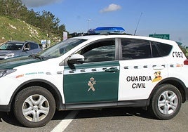 Guardia Civil, en el alto de Navacerrada.