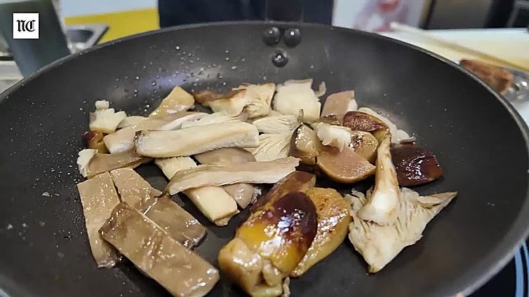 Recetas de Valladolid | Salteado de setas a la crema de foie gras y morcilla