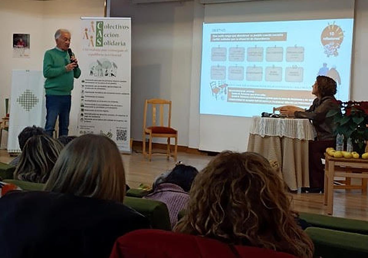 Una de las charlas de la jornada celebrada en Riaza.