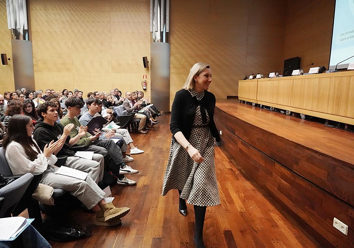 La vicepresidente de la Junta, Isabel Blanco, este miércoles durante la jornada sobre salud mental.