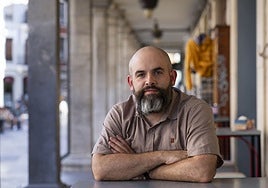 El escritor Pablo Batalla.