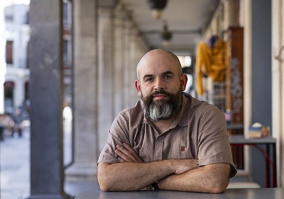 El escritor Pablo Batalla.