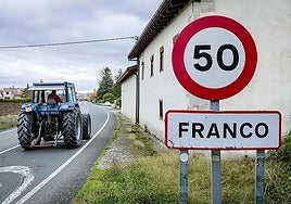 El cartel que da la bienvenida a los turistas.
