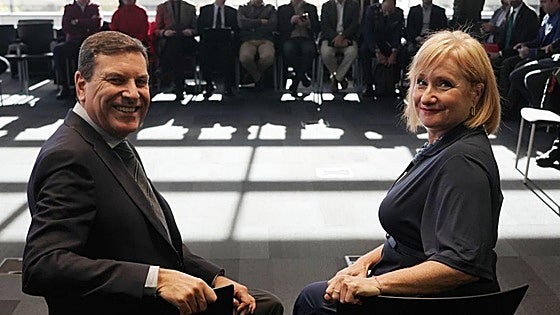 Carriedo carga contra los grupos parlamentarios por «anteponer el escenario electoral a los intereses»