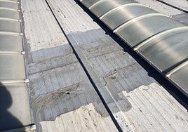 Estado de la cubierta del polideportivo Pisuerga, poco antes de la intervención de esta semana.