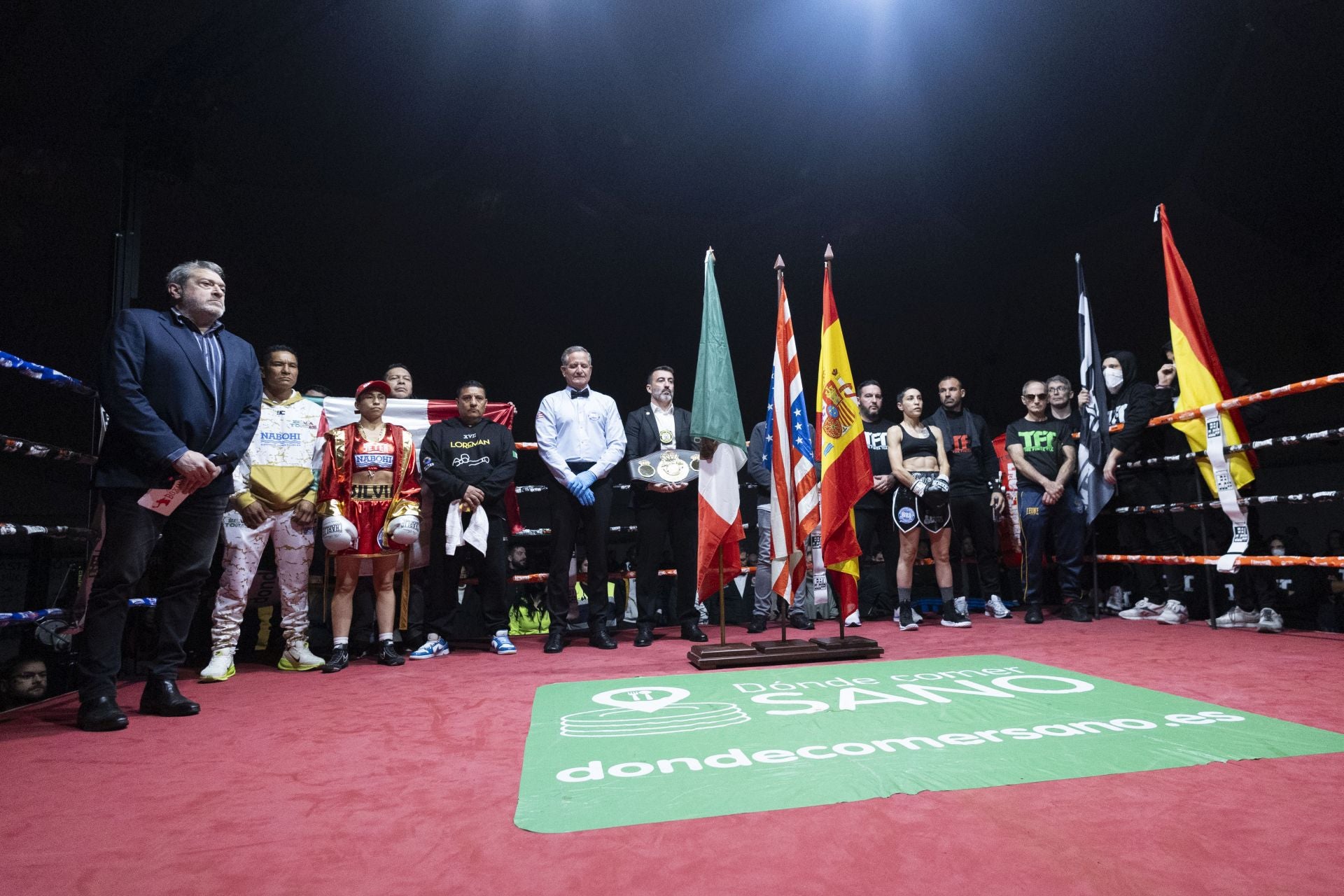 En imágenes la victoria de Isa Rivero, la nueva campeona del mundo de boxeo