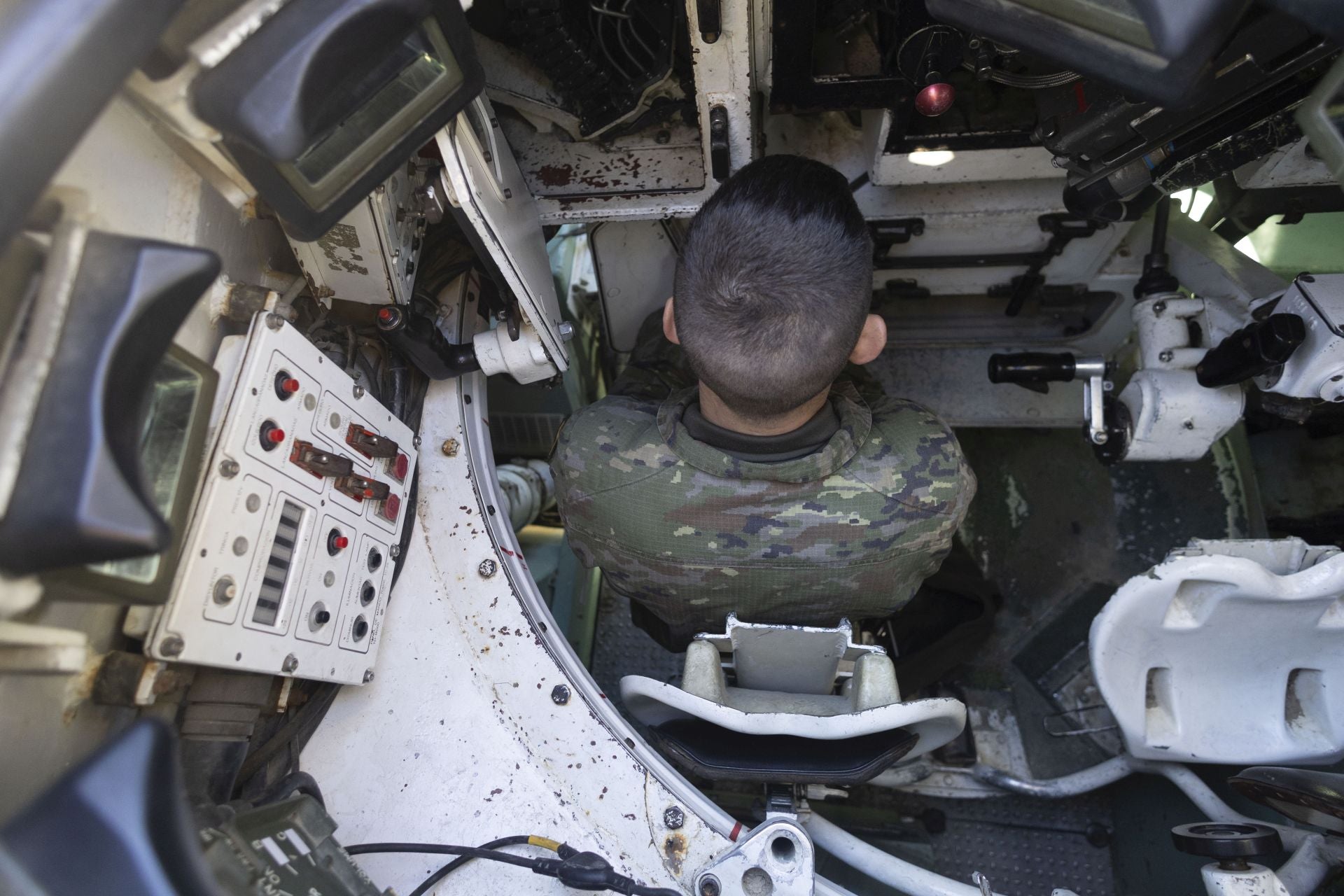 Las imágenes de la formación militar en Valladolid, que celebra el 175 aniversario de la academia