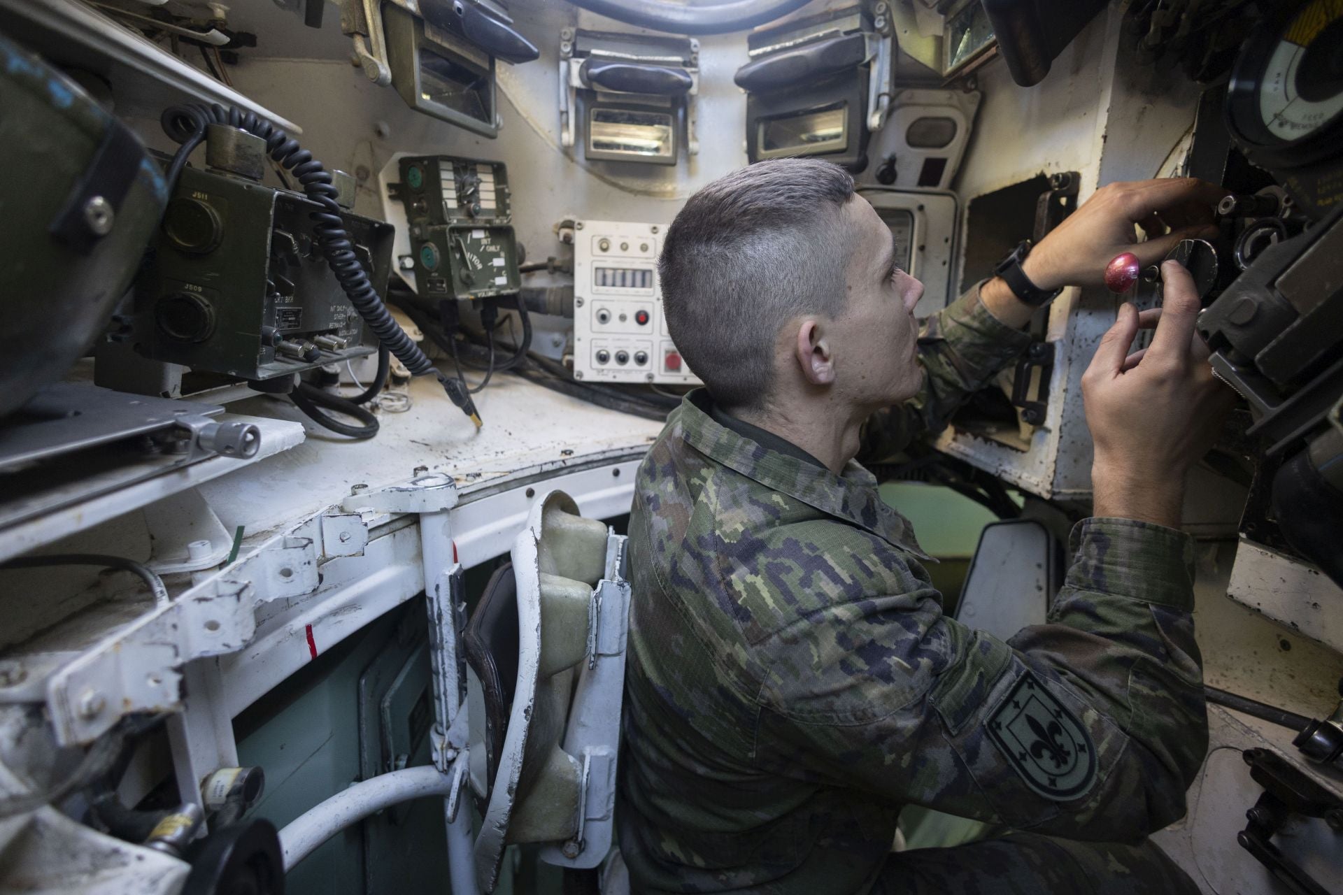 Las imágenes de la formación militar en Valladolid, que celebra el 175 aniversario de la academia