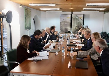 Santano: «Si hacemos Ariza...» y Carnero replica: «Paraliza tú la estación de trenes y hacemos Ariza»