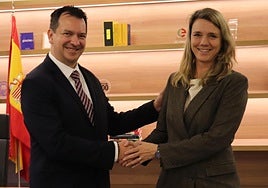 Jaime Sánchez, director de Innovación de la empresa KSP Technologies, y la presidenta de Cepyme, la vallisoletana Ángela de Miguel, esta semana en Madrid.