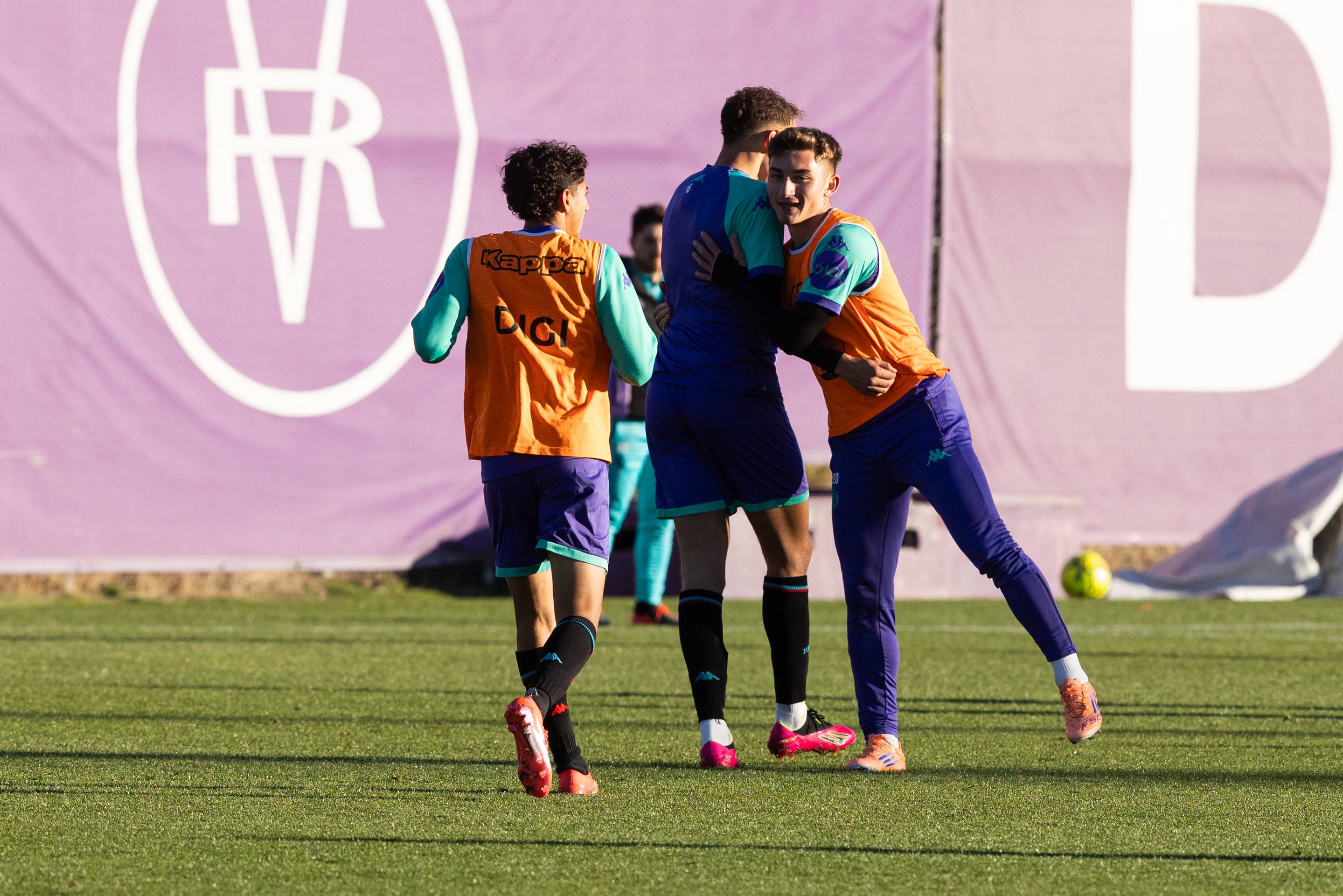 El entrenamiento del Pucela tras la derrota en Anoeta, en imágenes