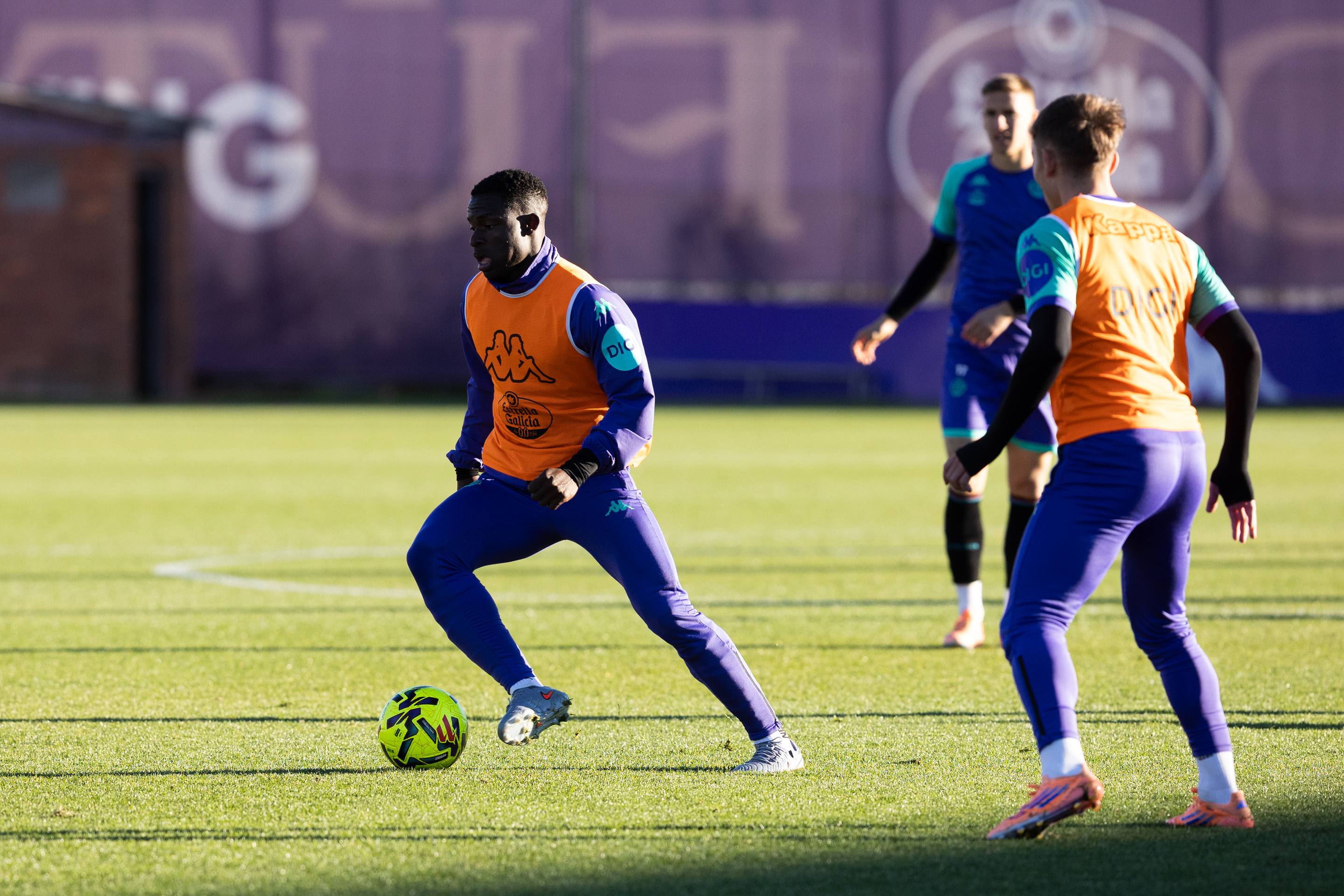 El entrenamiento del Pucela tras la derrota en Anoeta, en imágenes