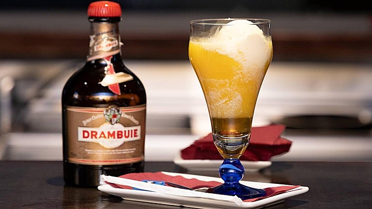 Presentación del cóctel Bécquer