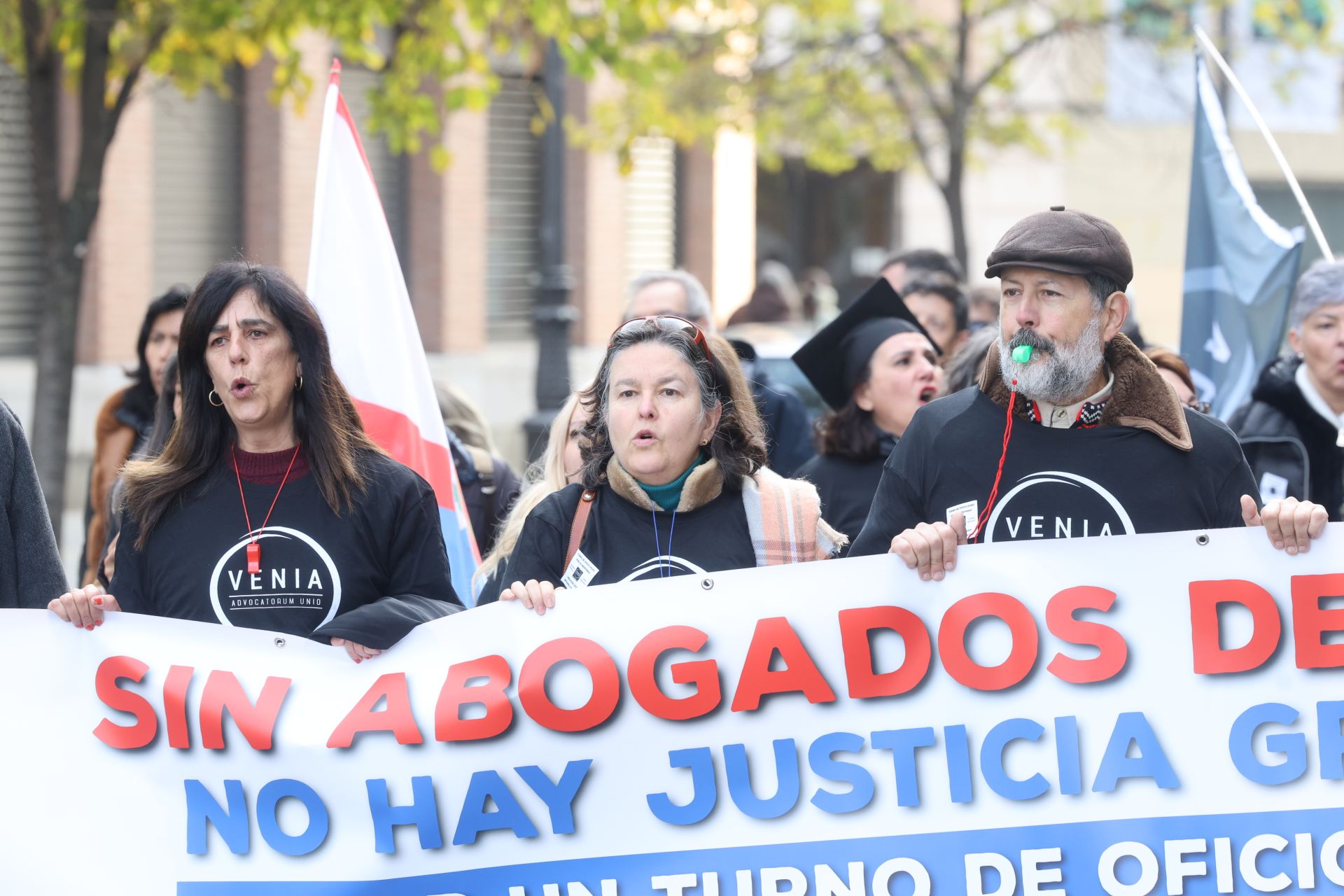 Las imágenes de la protesta de los abogados de turno en Valladolid