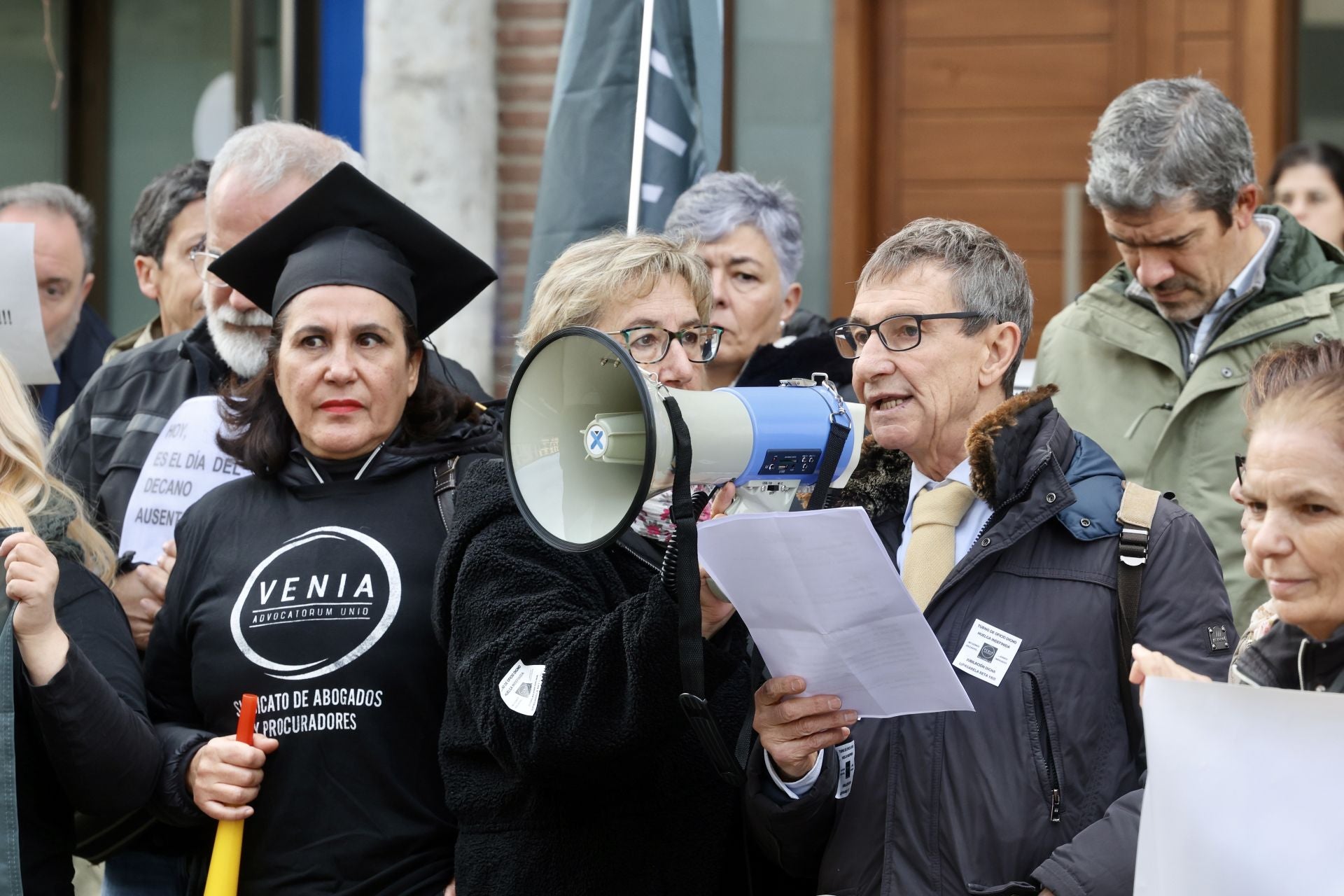 Las imágenes de la protesta de los abogados de turno en Valladolid