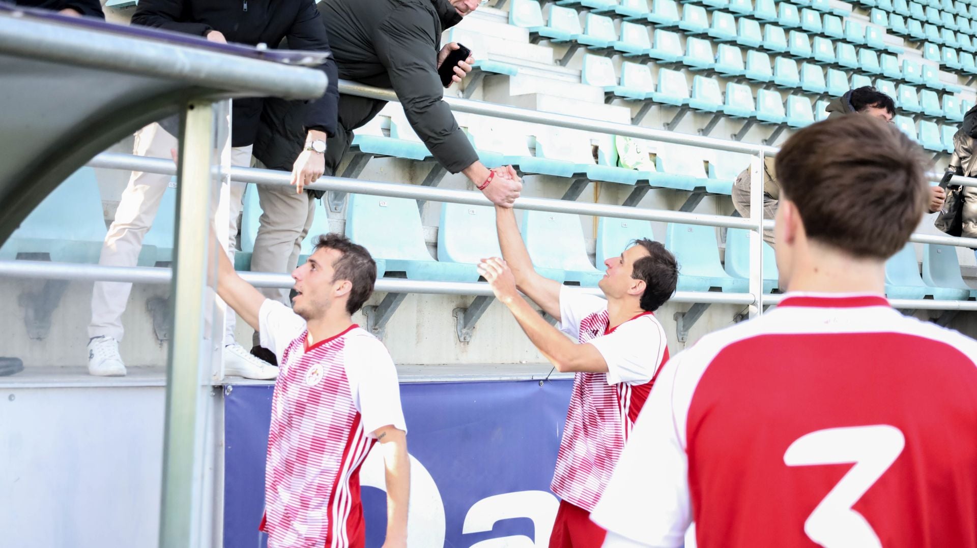 Eusebio Sacristán vuelve a los banquillos con derrota en su debut con Castilla y León