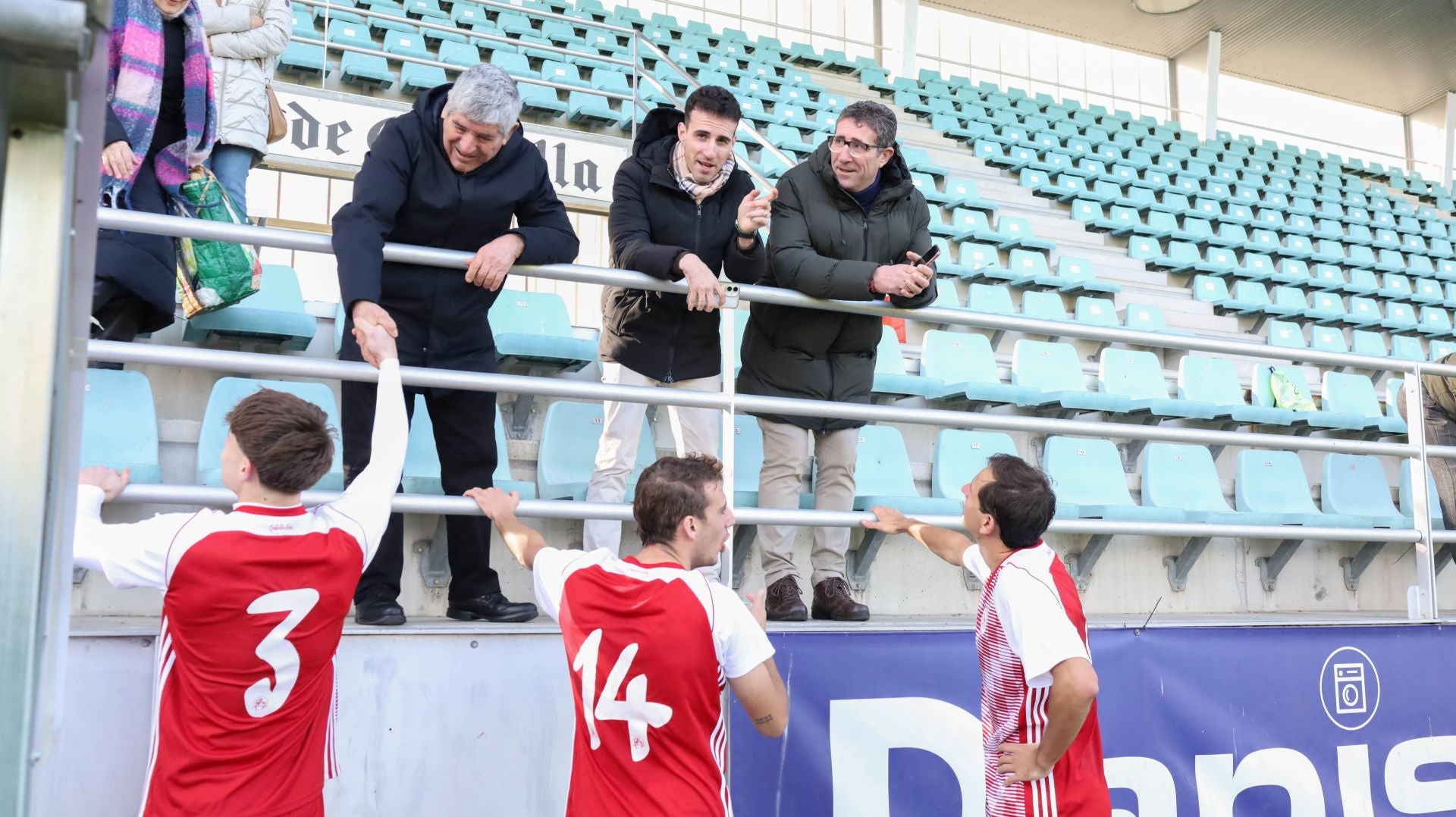 Eusebio Sacristán vuelve a los banquillos con derrota en su debut con Castilla y León