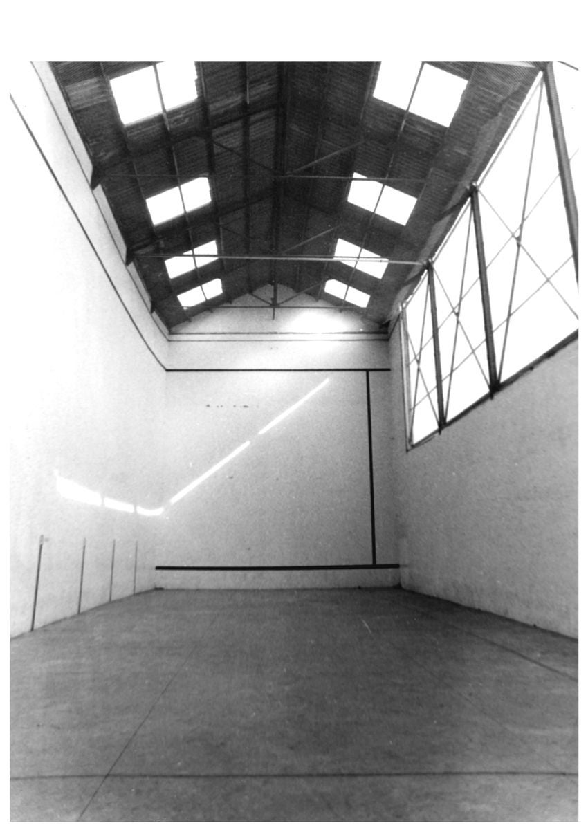 Interior del frontón de la calle Expósitos.