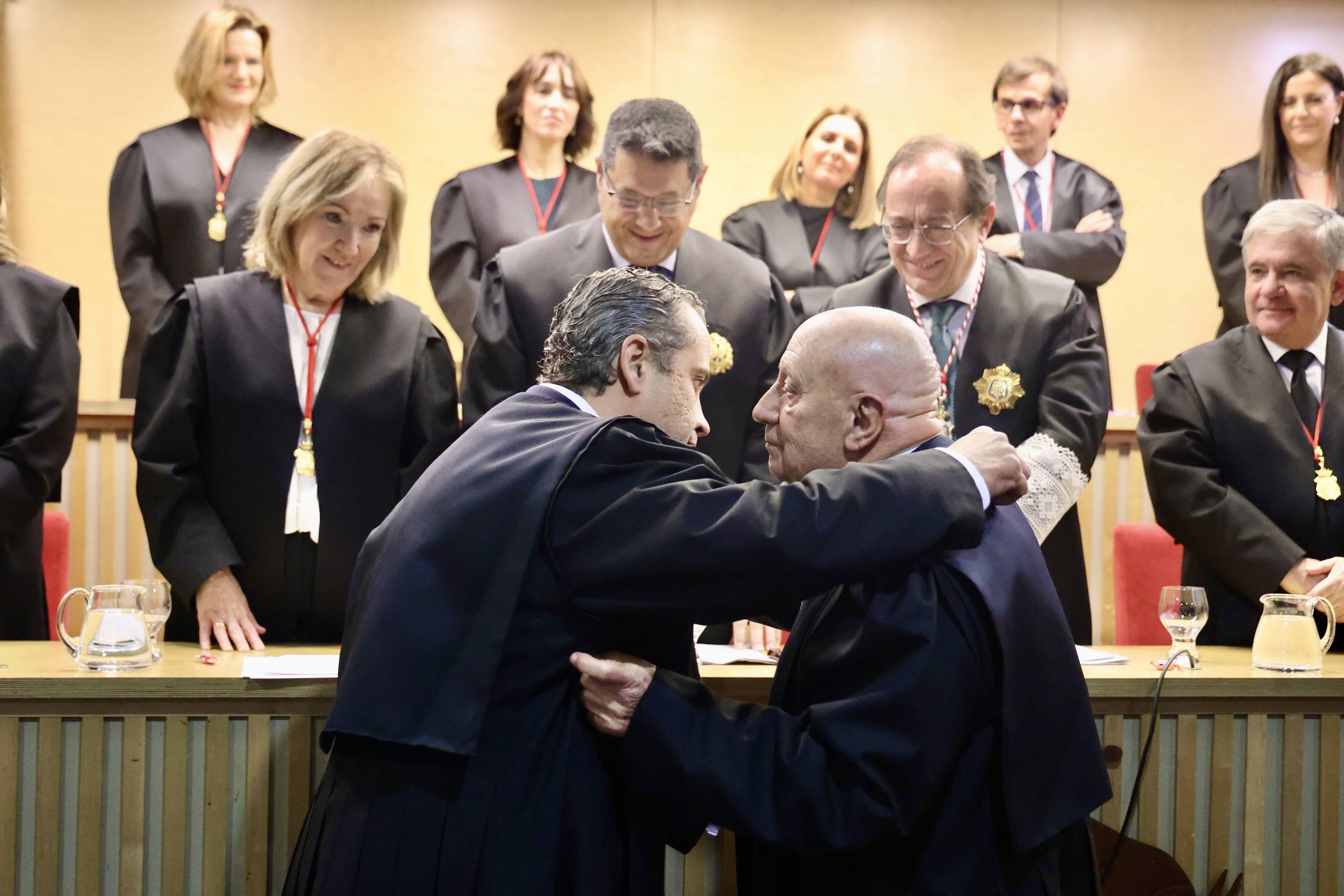La entrega de insignias del Colegio de la Abogacía de Valladolid, en imágenes
