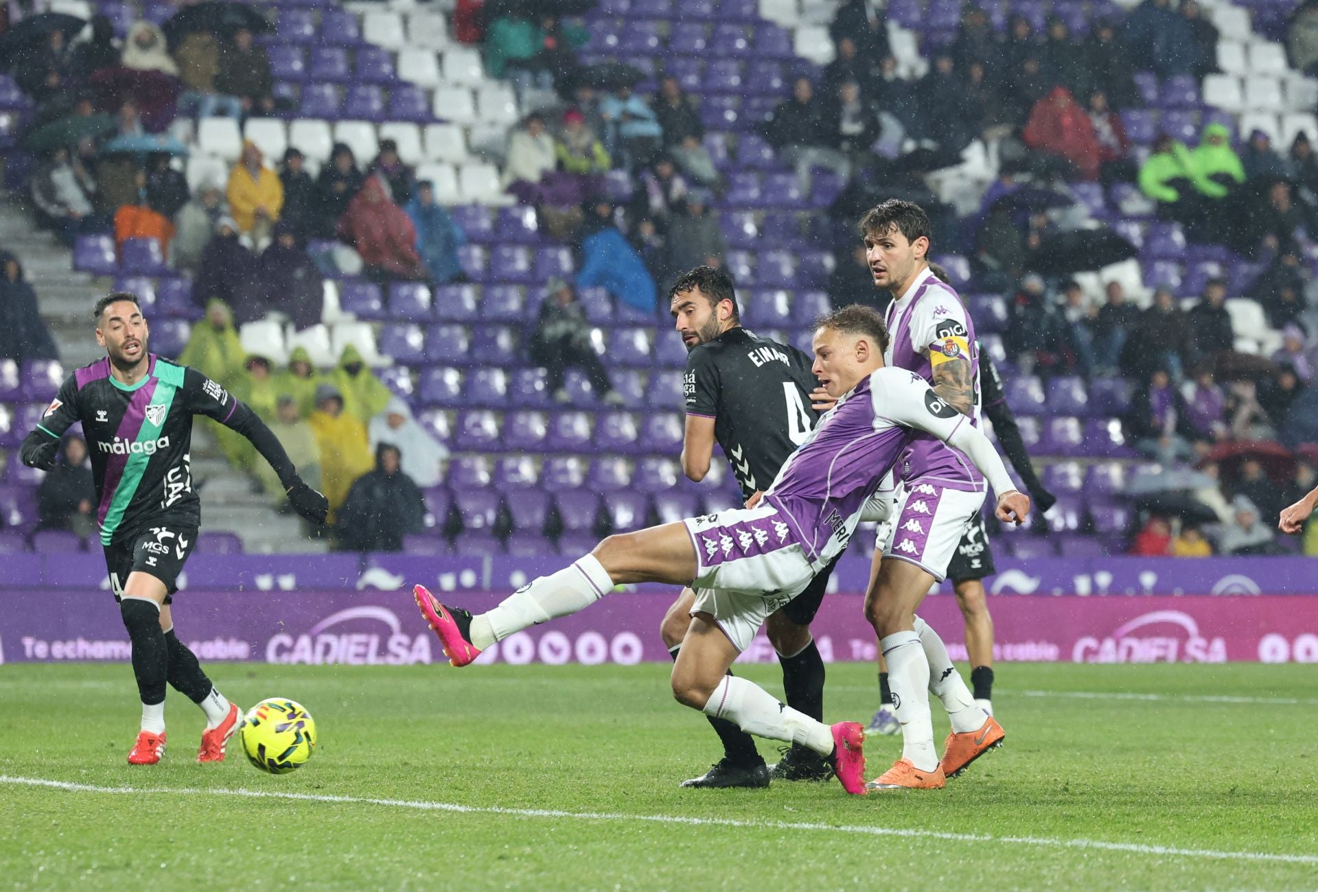 El partido del Real Valladolid contra el Málaga, en imágenes