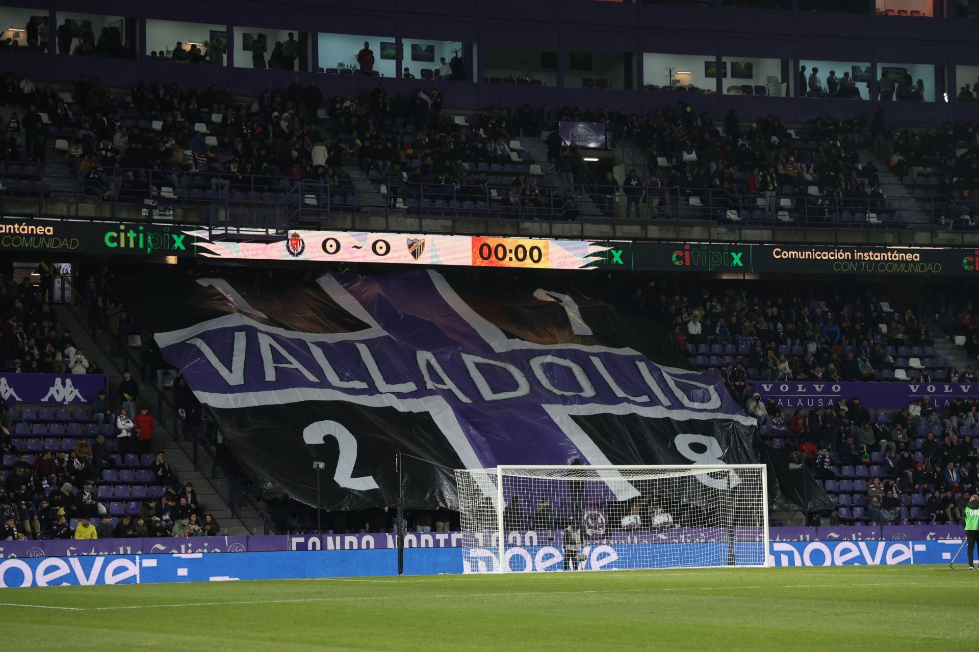 El partido del Real Valladolid contra el Málaga, en imágenes