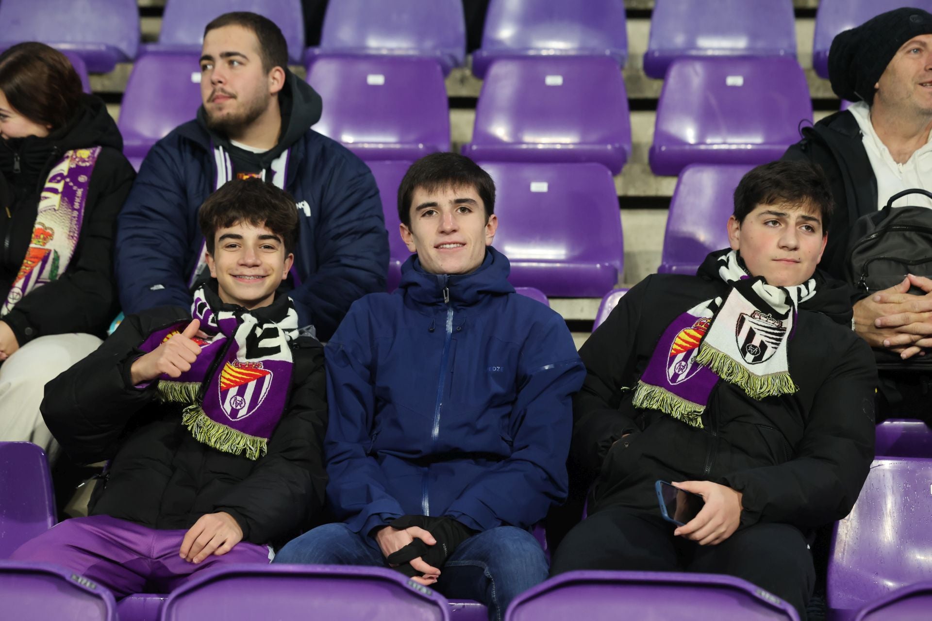 Búscate en la grada del estadio José Zorrilla (2/4)