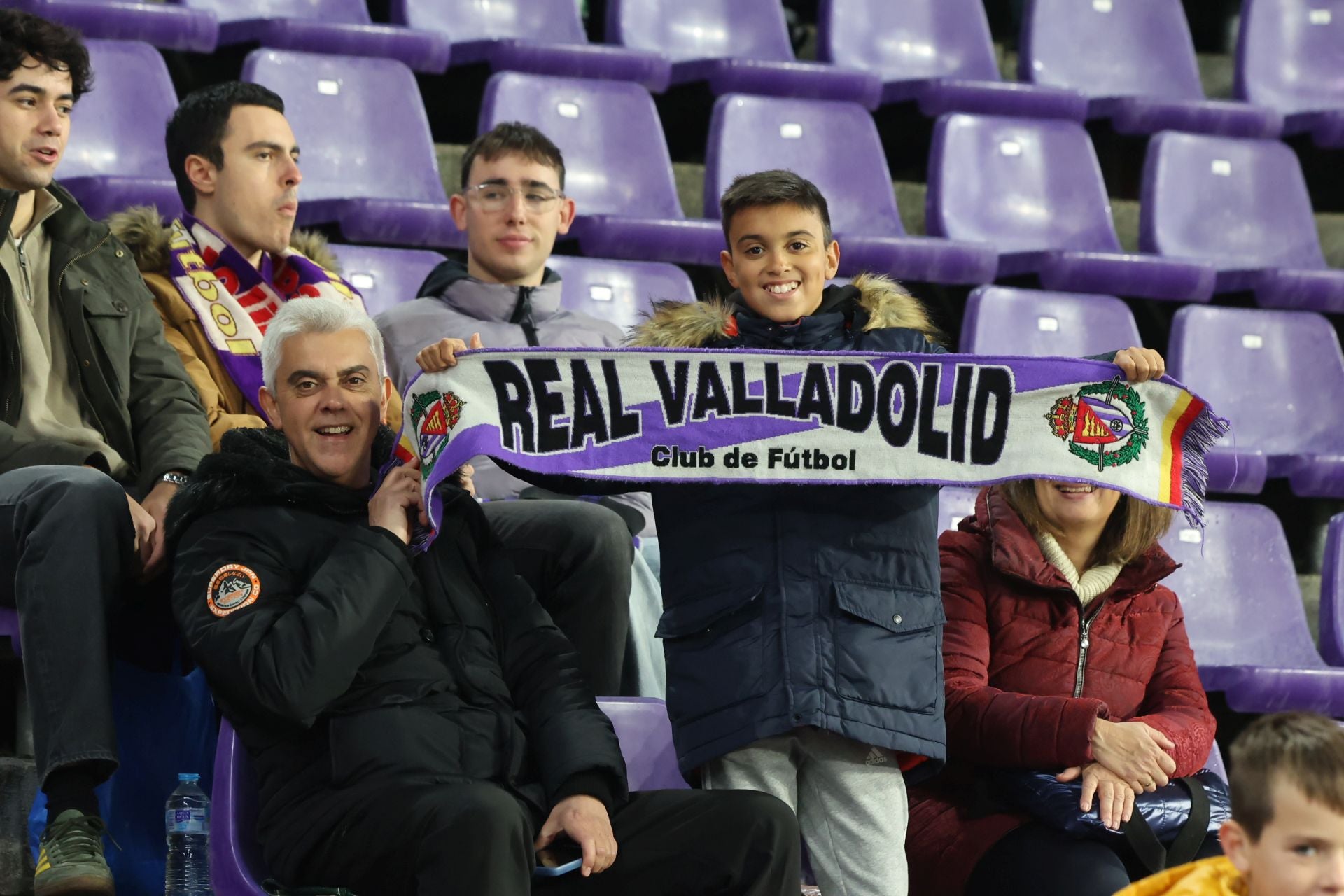 Búscate en la grada del estadio José Zorrilla (3/4)
