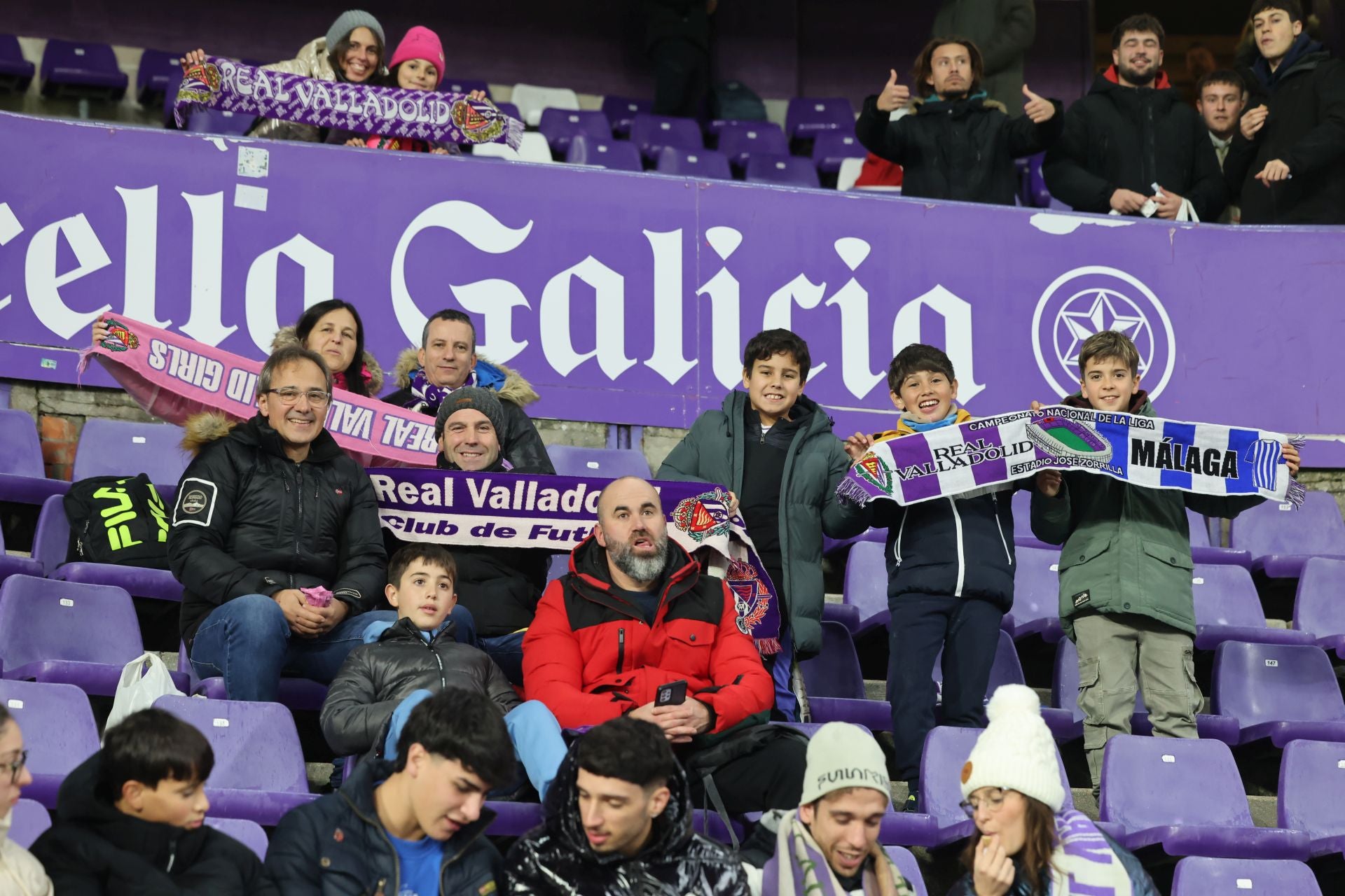 Búscate en la grada del estadio José Zorrilla (3/4)